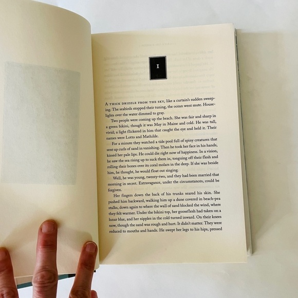 Hardcover Book Fates and Furies by Lauren Groff - Picture 7 of 7